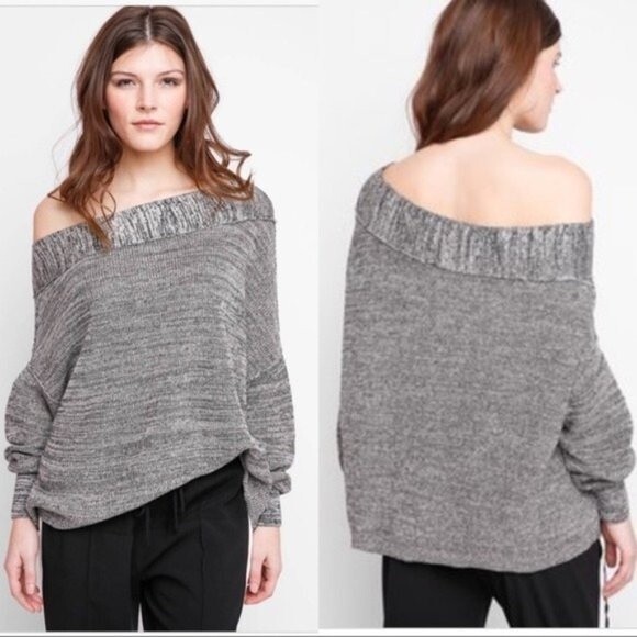 NEW! Free People Alana Off the Shoulder Slouchy Knit Oversized Sweater -  XS - Picture 1 of 9